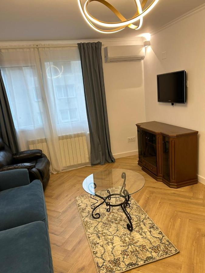 Alex Apartament Central Bukares Bagian luar foto