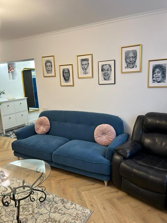 Alex Apartament Central Bukares Bagian luar foto