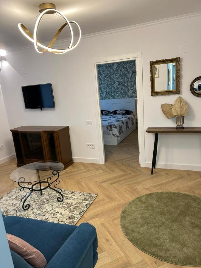 Alex Apartament Central Bukares Bagian luar foto